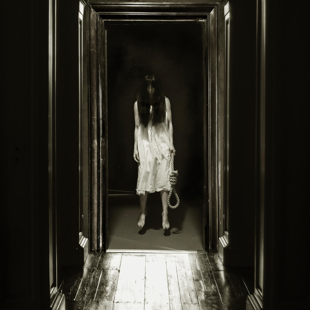 Airealism performing The Haunting of Hoxton Hall